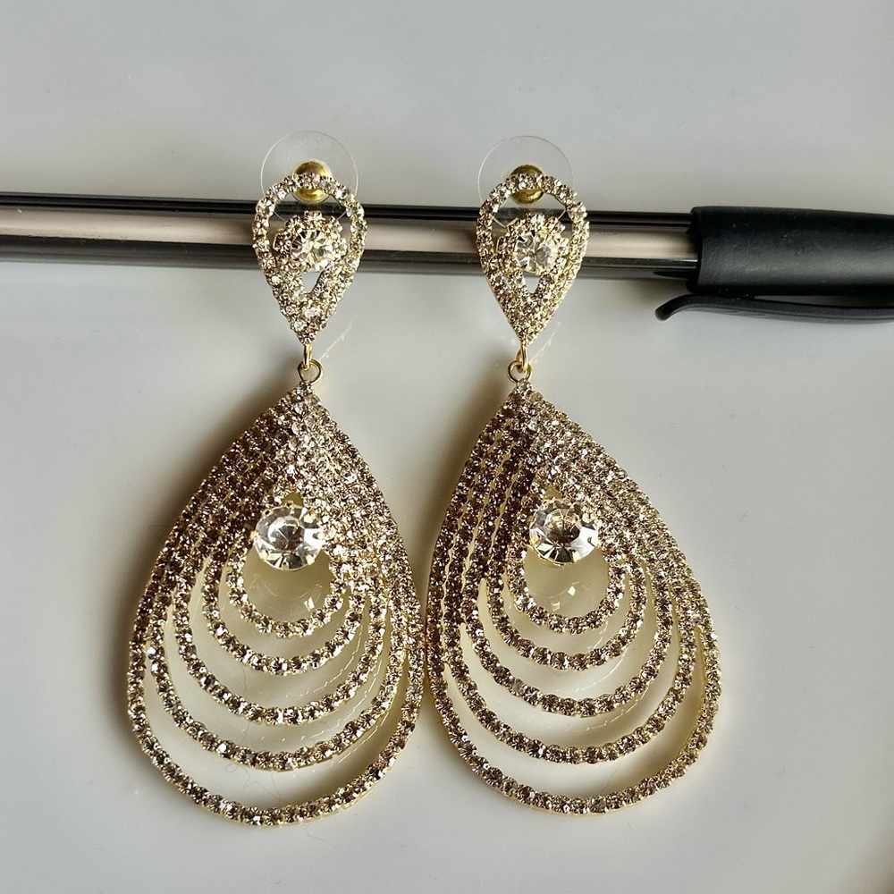 Gold Rhinestone Teardrop Earrings Marylin Monroe Bridal Pageant Prom Statement - Picture 7 of 7